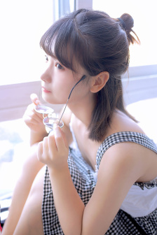 校服太透了R头凸出来了